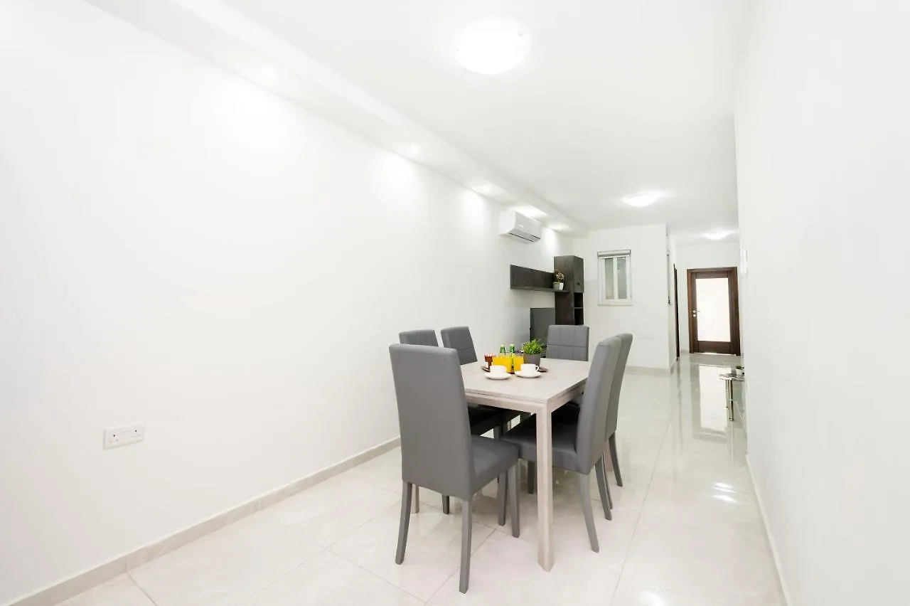 Vela Blu Apartments - Rose Court Gzira 0*,  Мальта