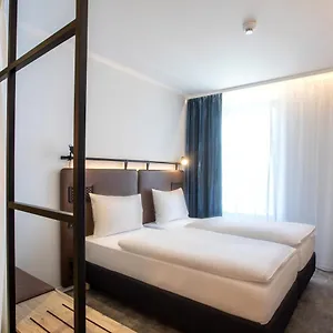 https://h2-hotel-budapest.inbudapesthotels.com