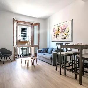 https://fully-renovated-apartment-in-soho-center.es-andalucia.com