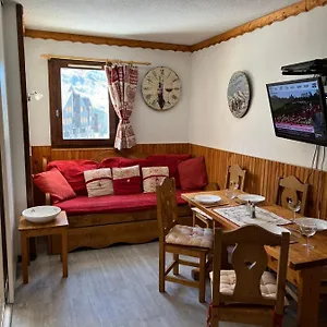 https://la-villaret.hotels-rhonealpes.com