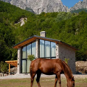 https://villa-ujvara-e-vogl.albaniahotels.org