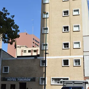 https://hotel-tiburon.allhotelsincaracas.com